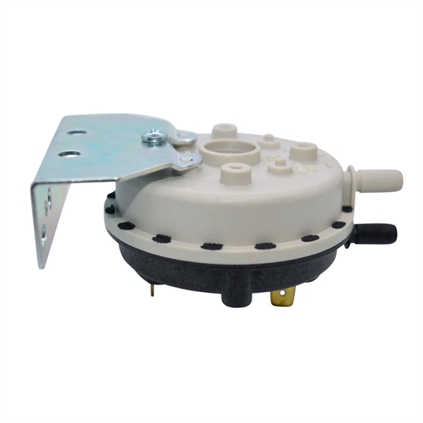 Circulation pump for pellet stoves
